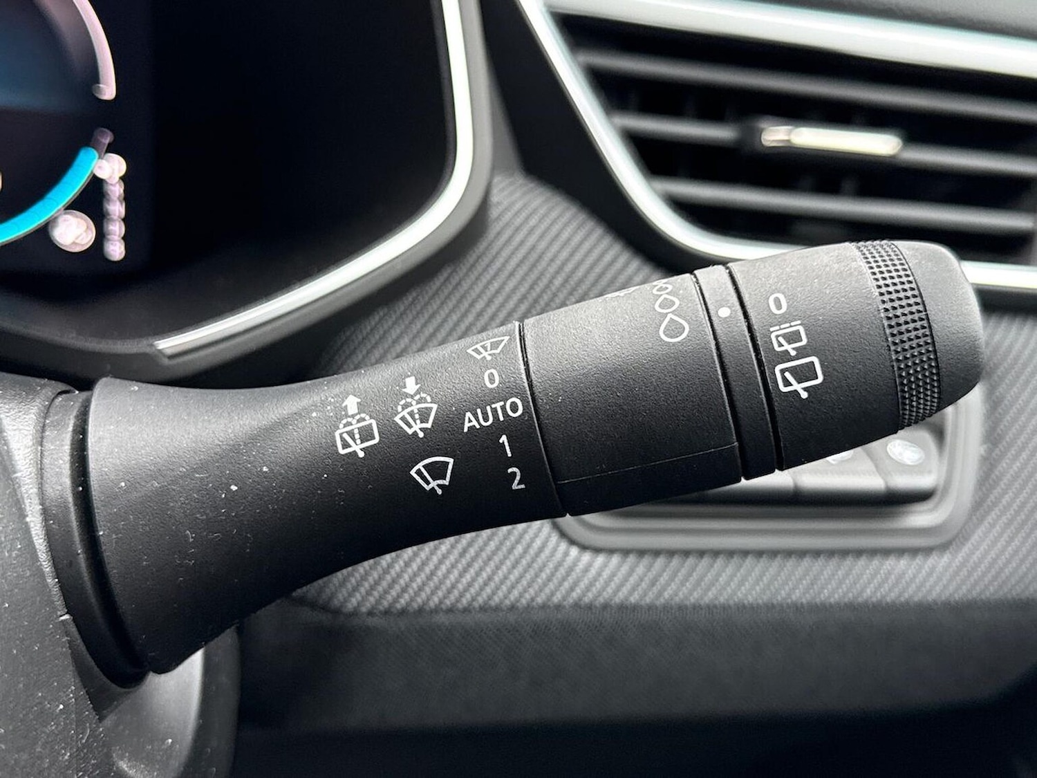 Used Renault Clio 2024 for sale - 78194654: Photo 30