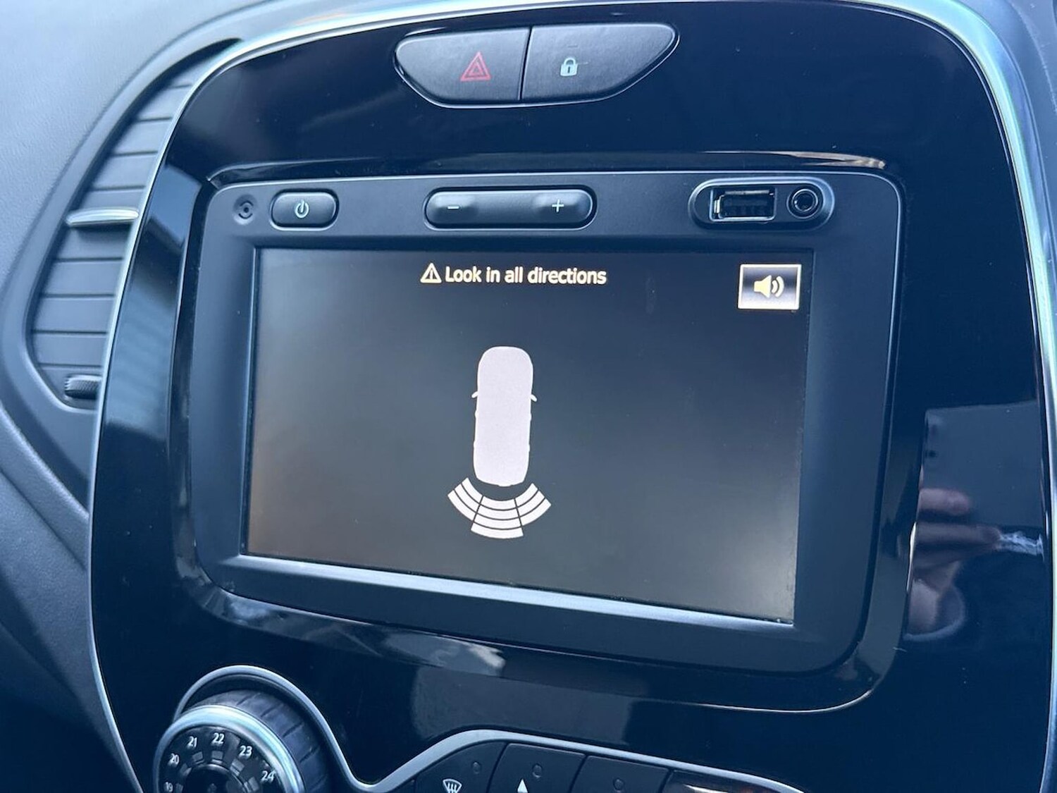 Used Renault Captur 2019 for sale - 78195465: Photo 25