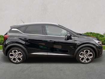 Used Renault Captur 2022 for sale - 75475556: Photo