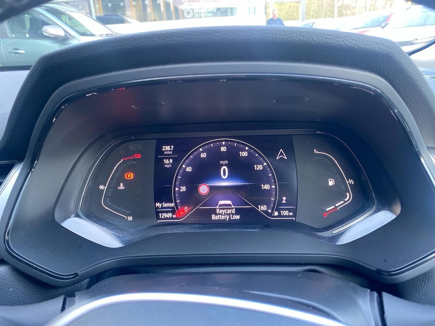 Used Renault Captur 2023 for sale - 76627968: Photo 10