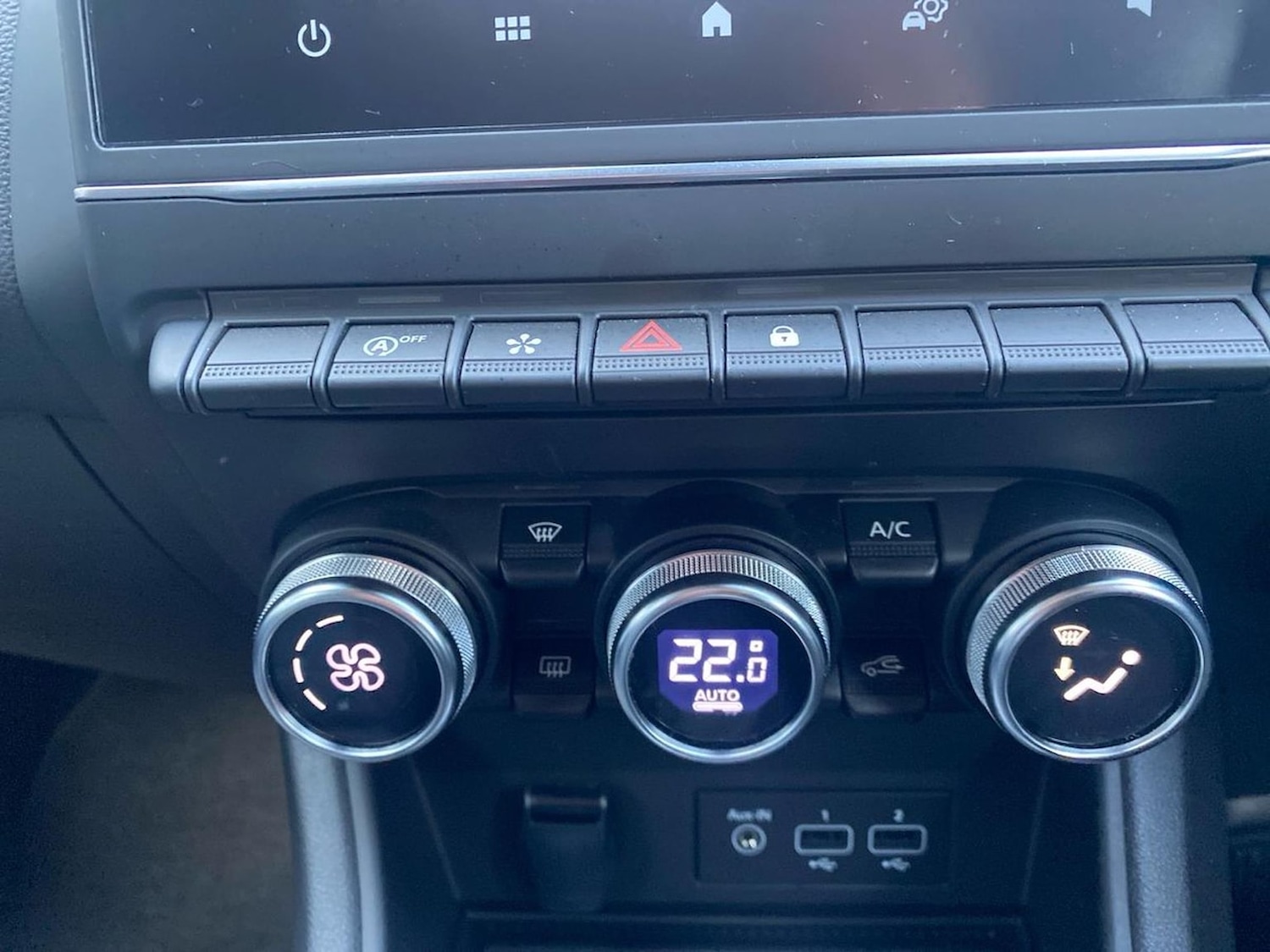 Used Renault Captur 2023 for sale - 76627968: Photo 12