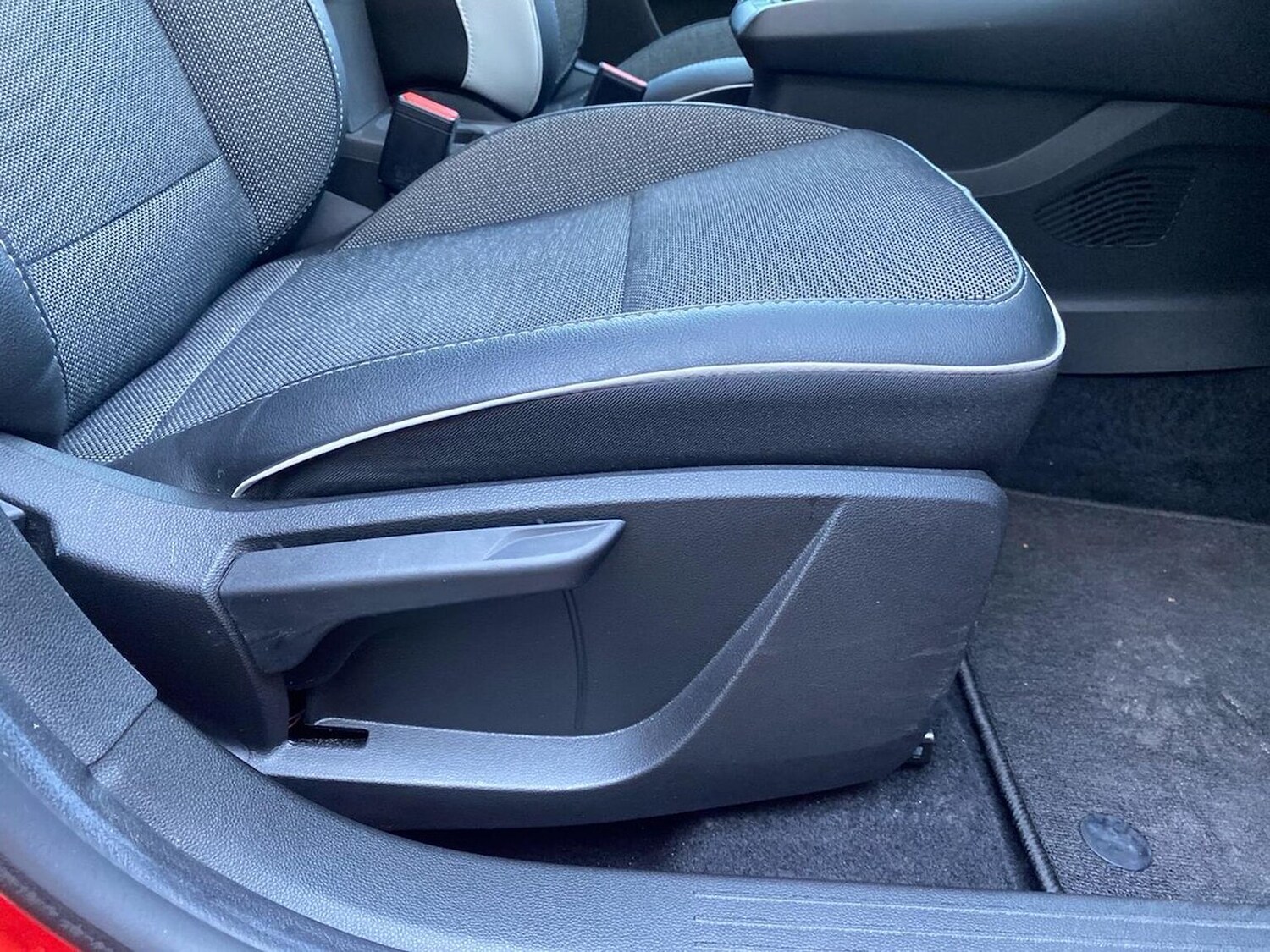 Used Renault Captur 2023 for sale - 76627968: Photo 30