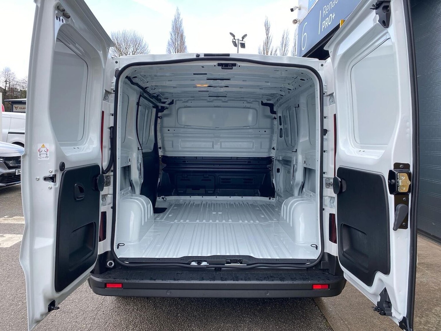 Used Renault Trafic 2025 for sale - 77688080: Photo 17