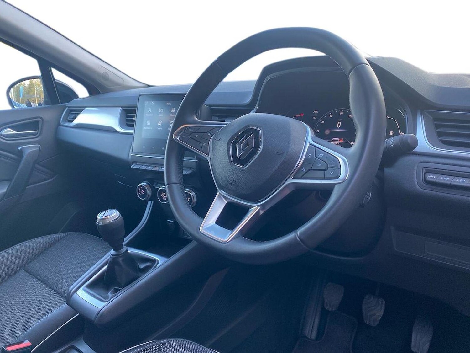 Used Renault Captur 2023 for sale - 77488376: Photo 15