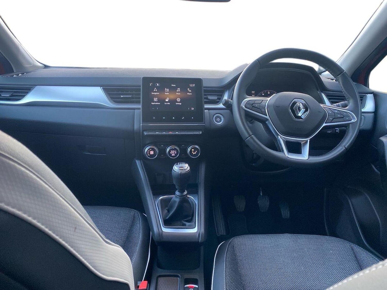 Used Renault Captur 2023 for sale - 77488376: Photo 8