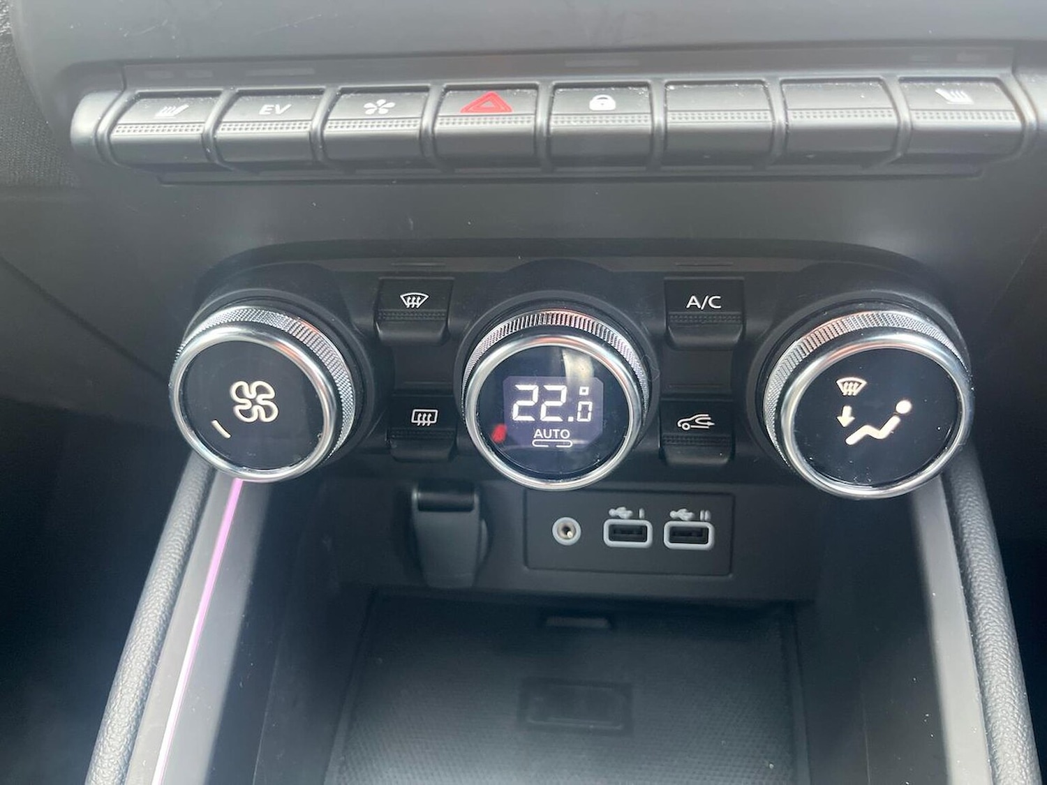 Used Renault Clio 2023 for sale - 78176507: Photo 12