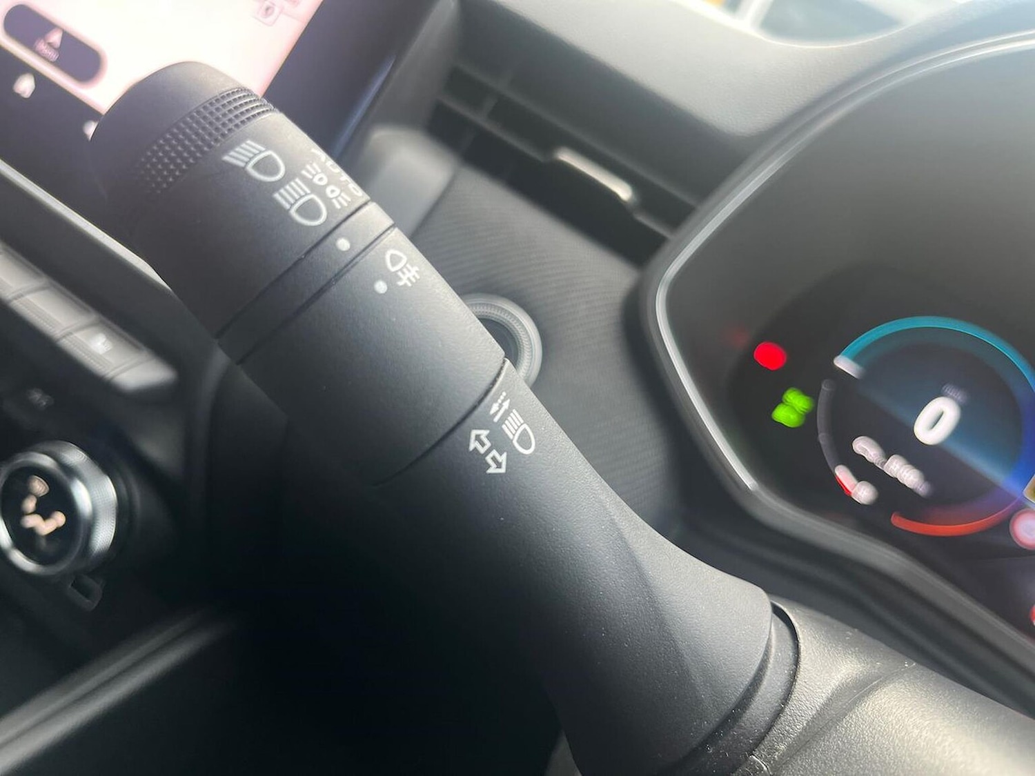 Used Renault Clio 2023 for sale - 78176507: Photo 29