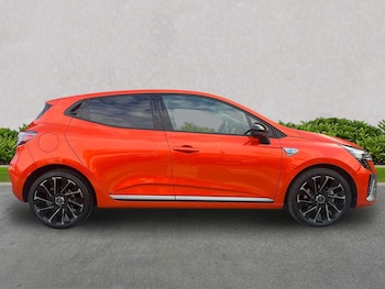 Used Renault Clio 2023 for sale - 78176507: Photo