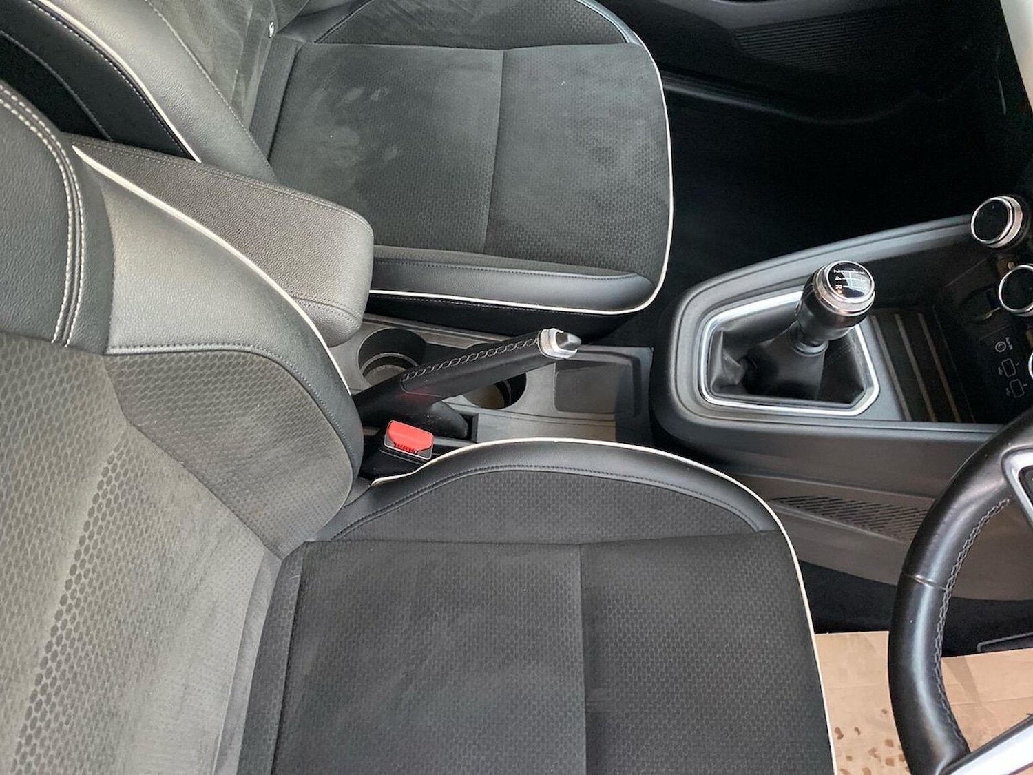 Used Renault Clio 2019 for sale - 76947021: Photo 13