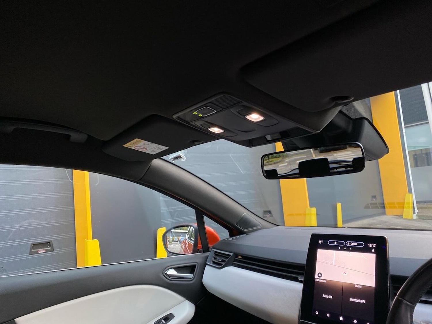 Used Renault Clio 2019 for sale - 76947021: Photo 14