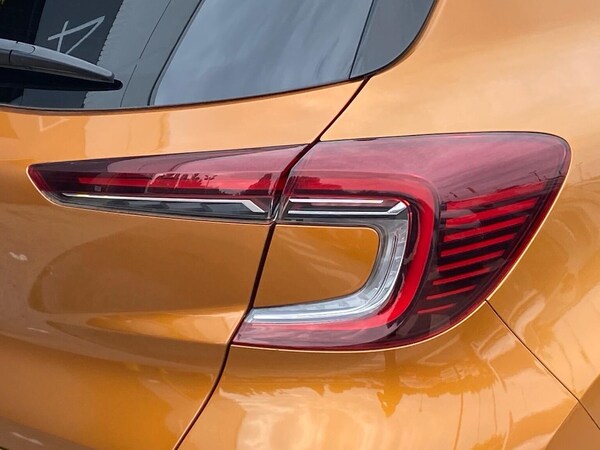 Used Renault Captur 2021 for sale - 75750106: Photo 36