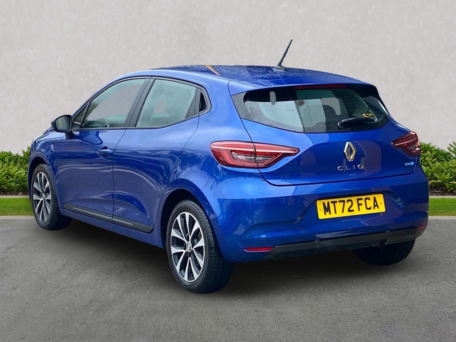 Used Renault Clio 2022 for sale - 76770003: Photo 2