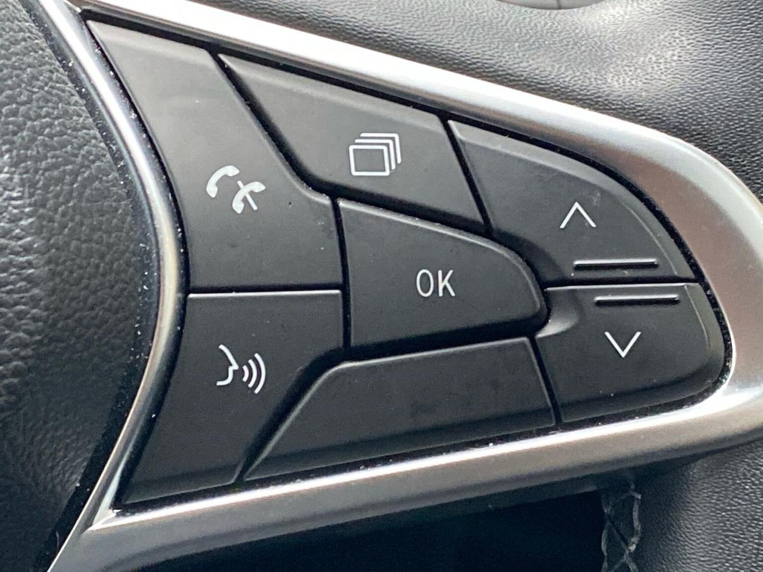 Used Renault Clio 2022 for sale - 76770003: Photo 27