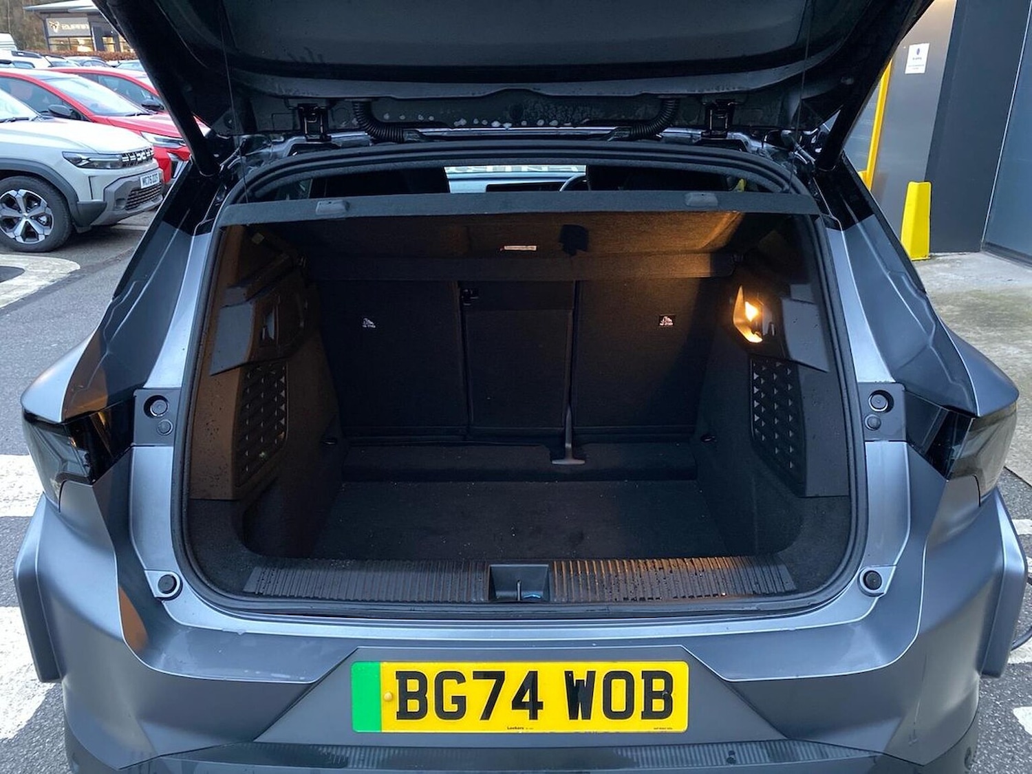 Used Renault Scenic E-Tech 2024 for sale - 77542513: Photo 17