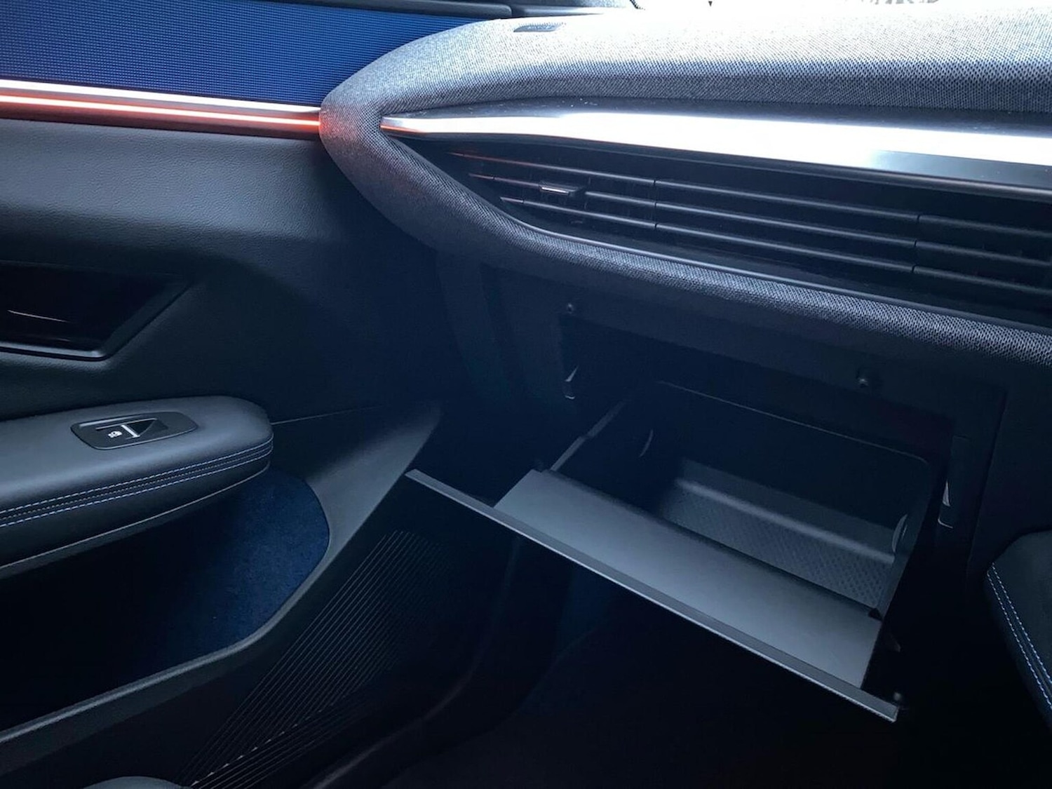 Used Renault Scenic E-Tech 2024 for sale - 77542513: Photo 32