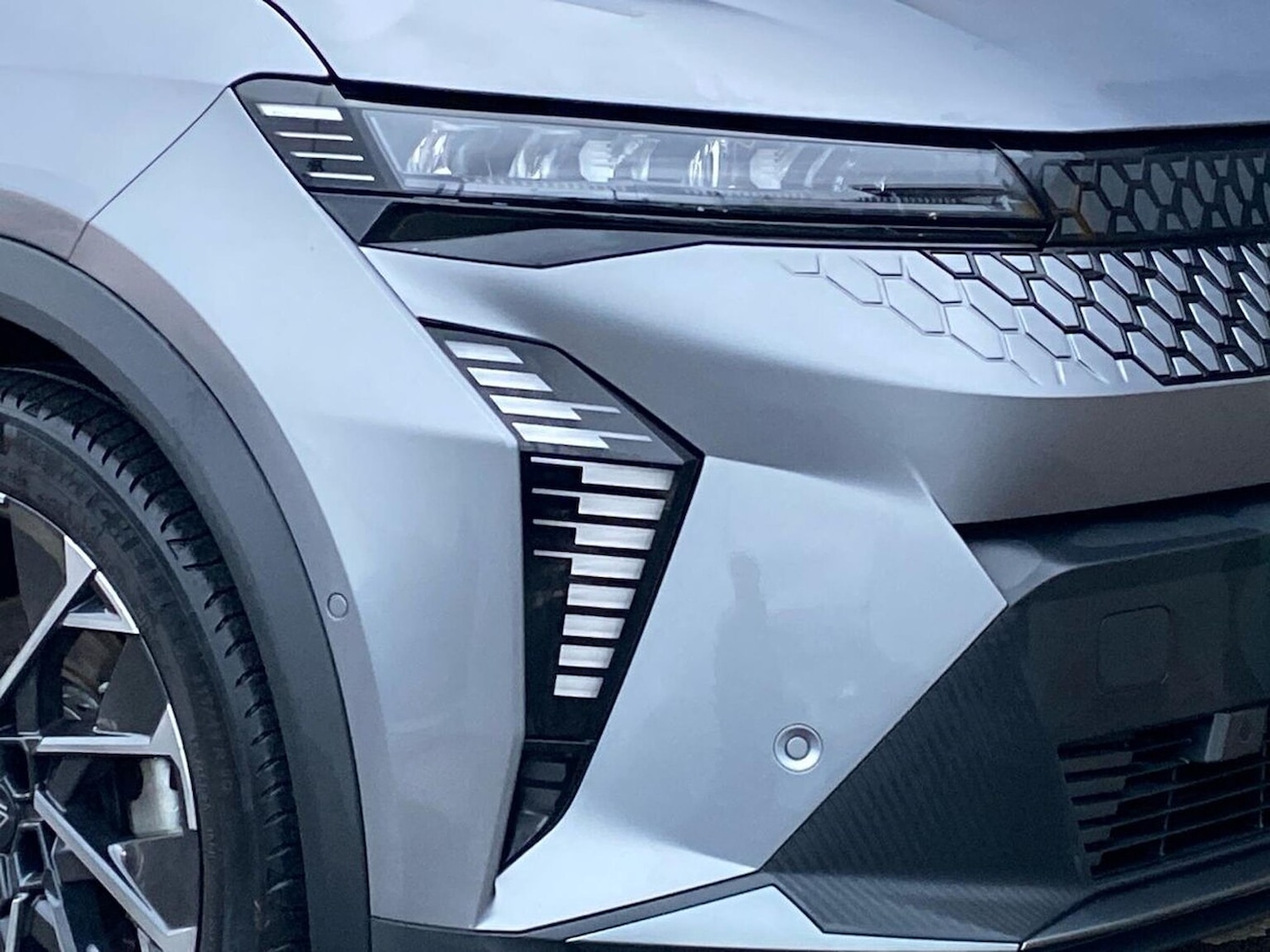 Used Renault Scenic E-Tech 2024 for sale - 77542513: Photo 34