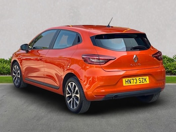Used Renault Clio 2023 for sale - 75575577: Photo