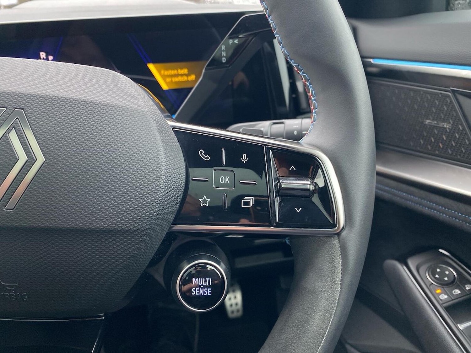 Used Renault Austral 2025 for sale - 76969936: Photo 26