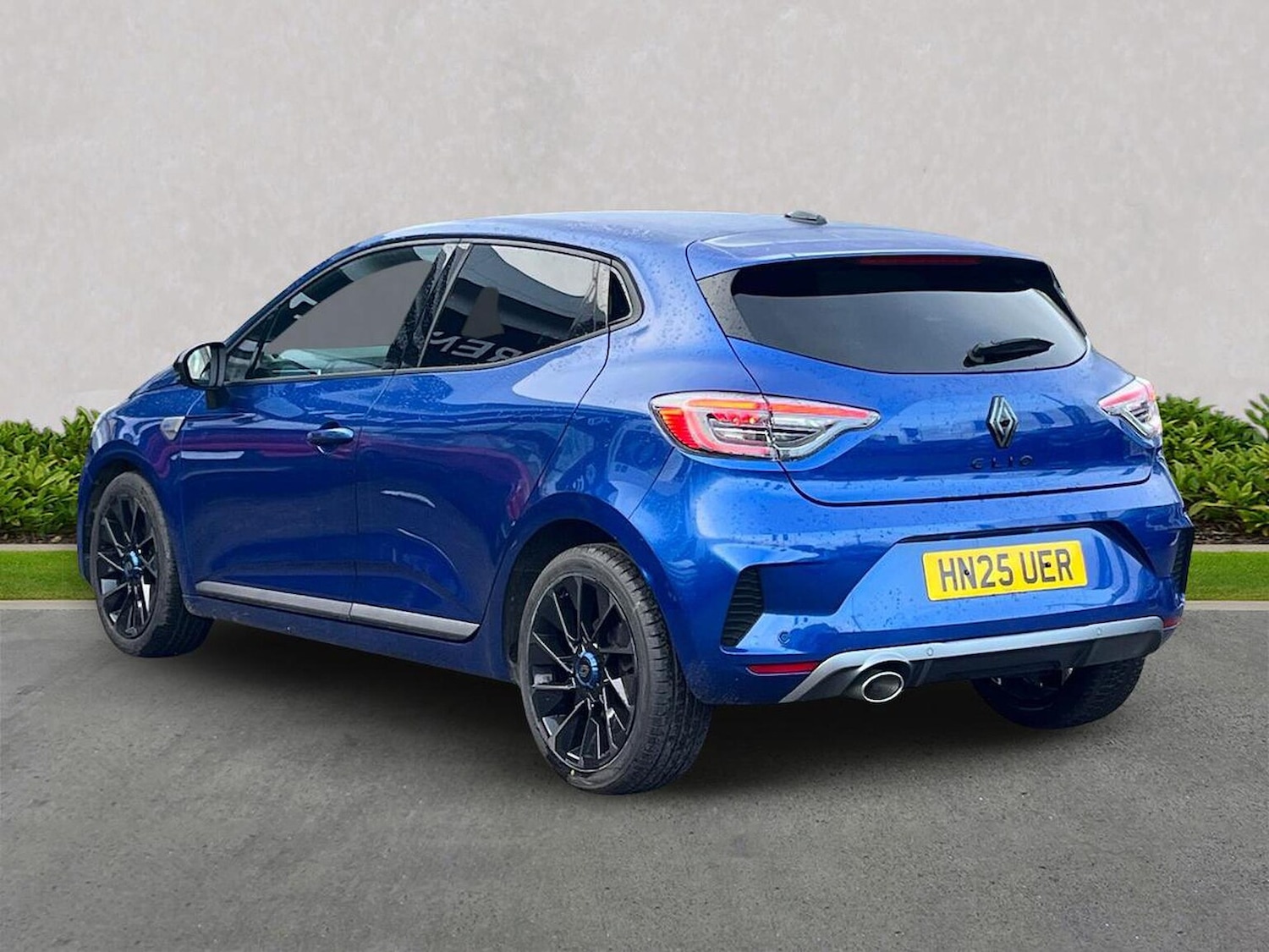 Used Renault Clio 2025 for sale - 77023406: Photo 2