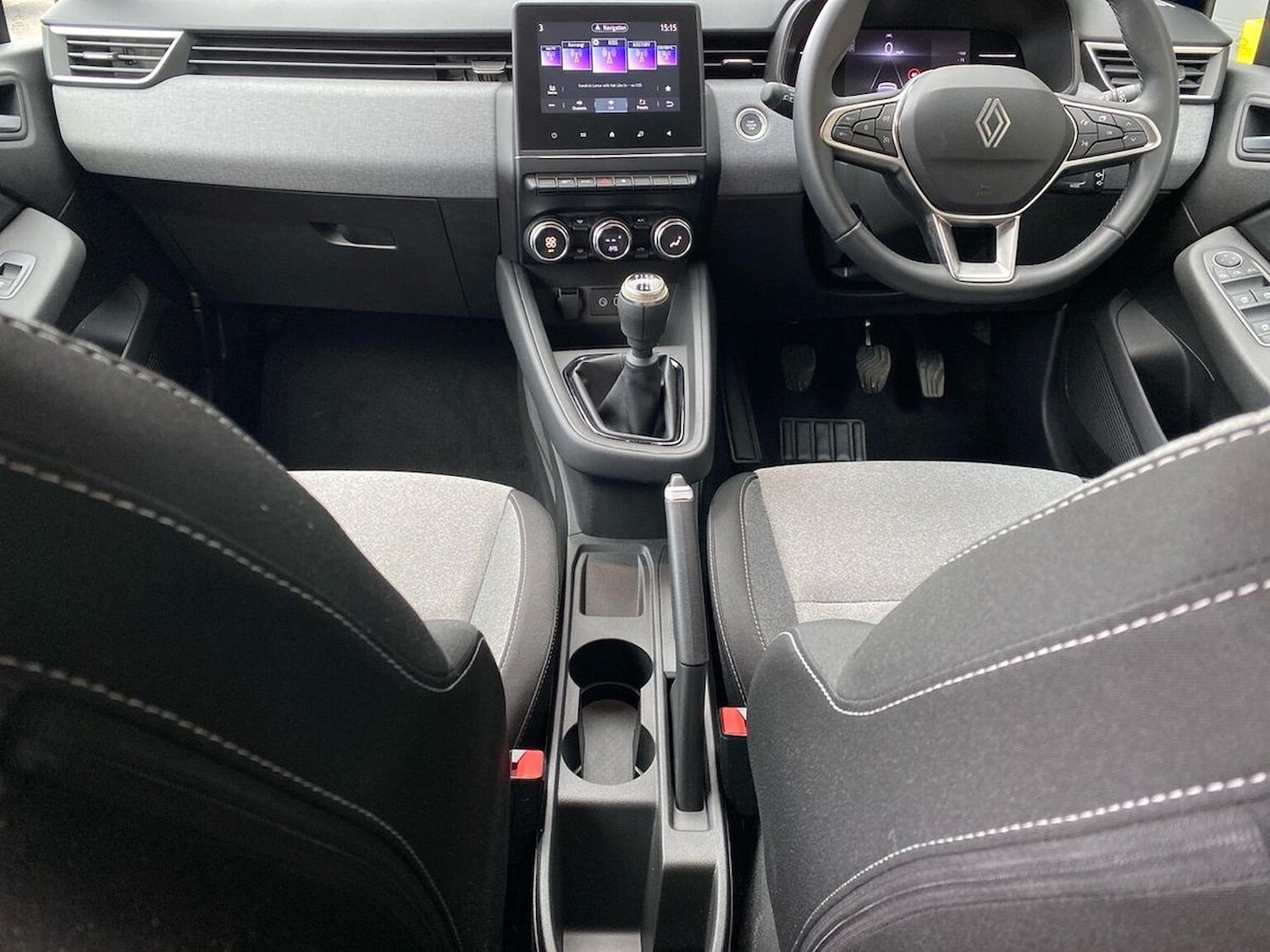 Used Renault Clio 2024 for sale - 78026163: Photo 13