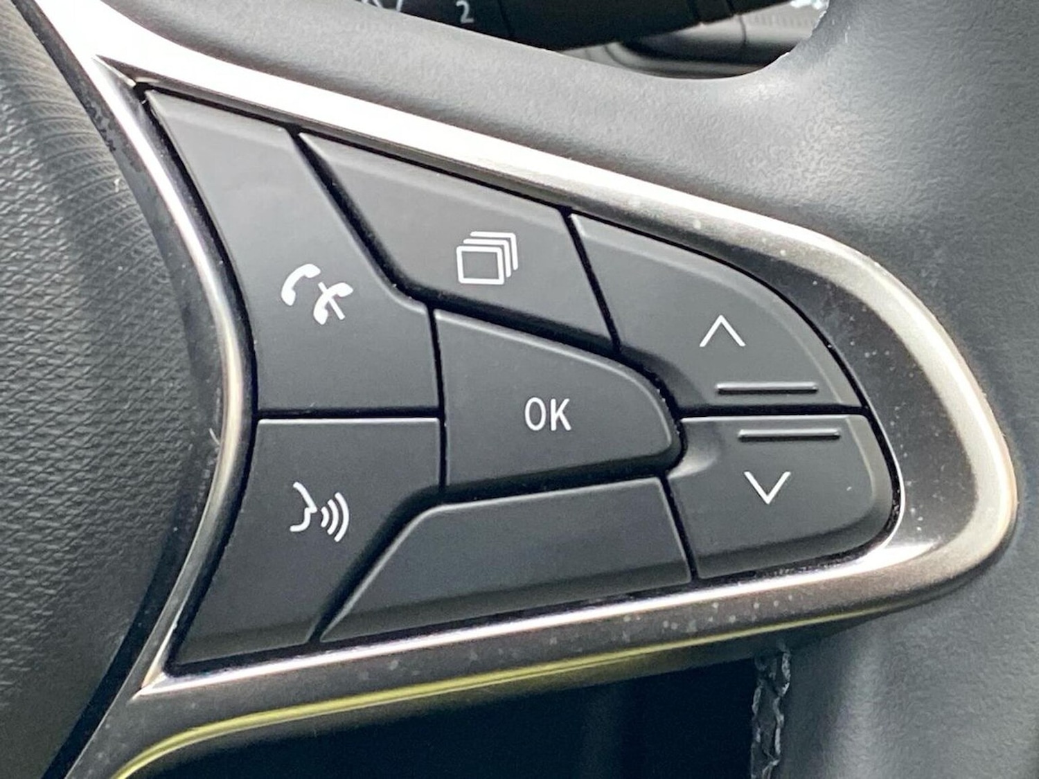 Used Renault Clio 2024 for sale - 78026163: Photo 27