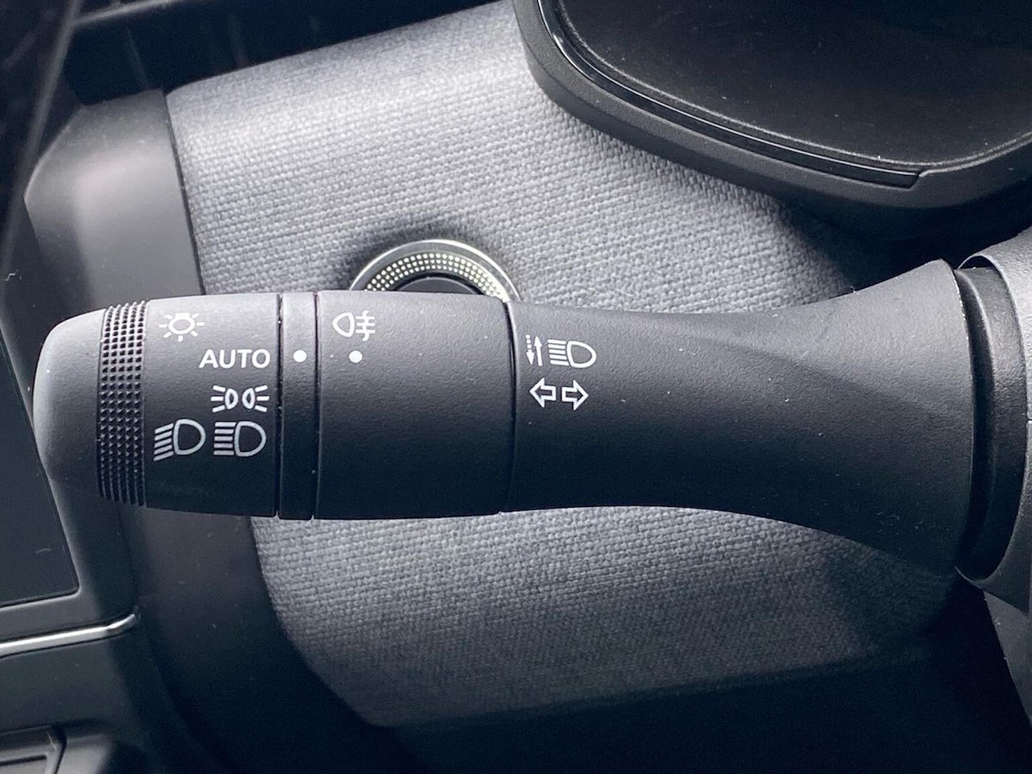 Used Renault Clio 2024 for sale - 78026163: Photo 28