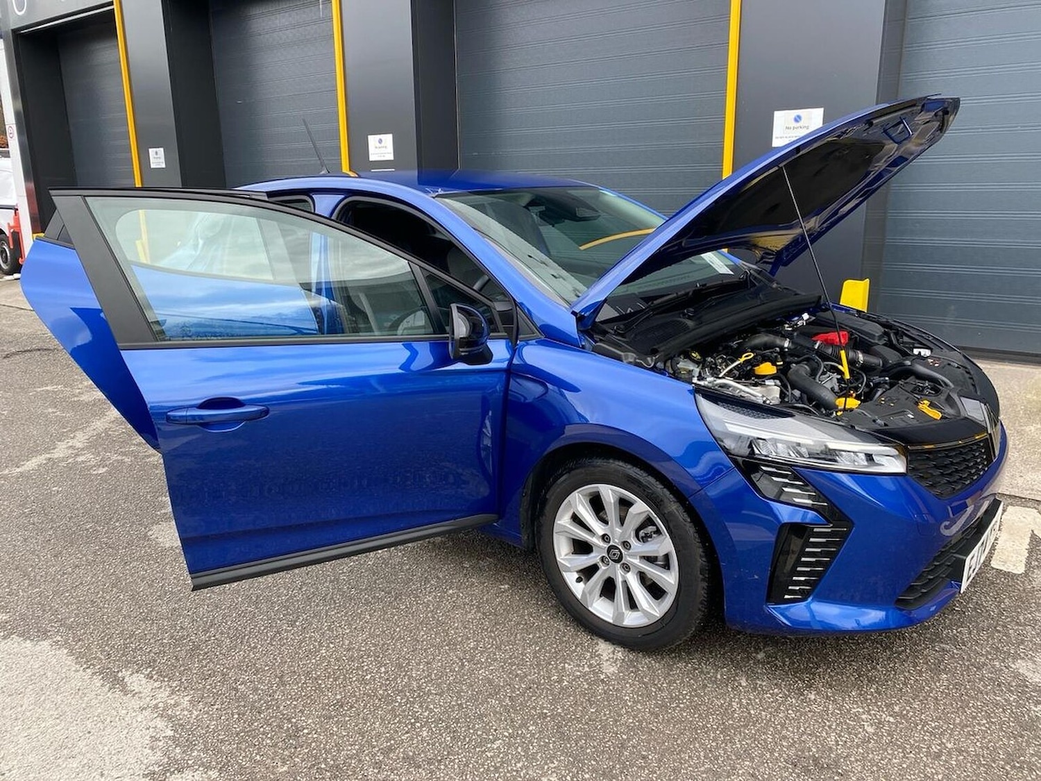 Used Renault Clio 2024 for sale - 78026163: Photo 40