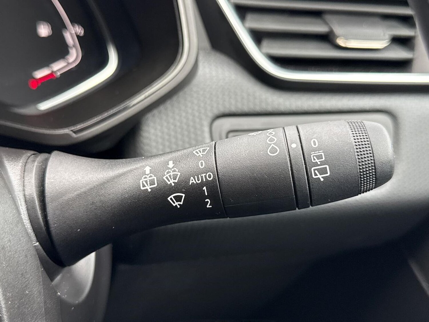 Used Renault Clio 2022 for sale - 78198076: Photo 30