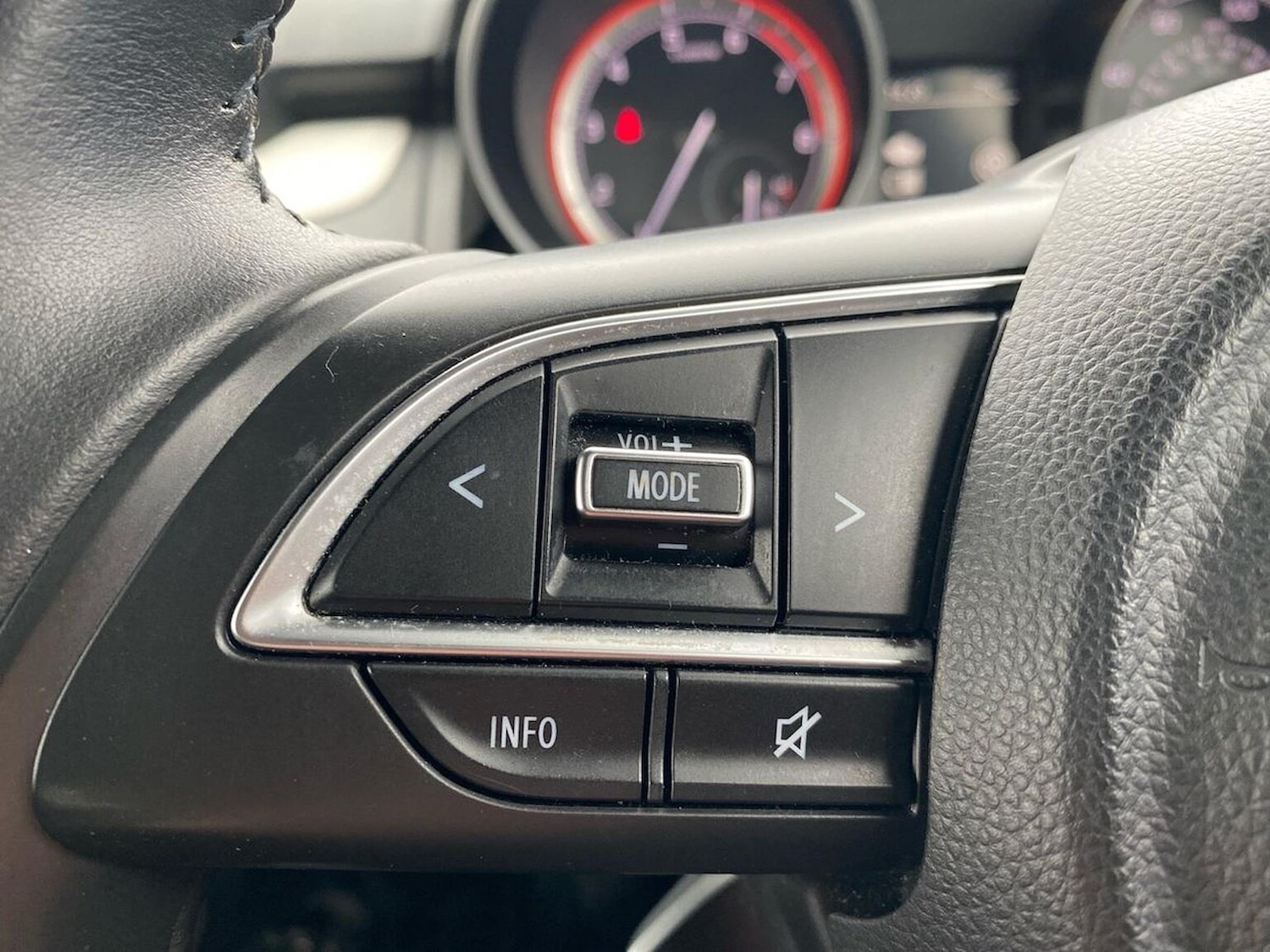 Used Suzuki Swift 2020 for sale - 76699416: Photo 25