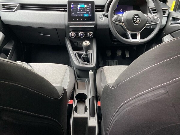 Used Renault Clio 2024 for sale - 75475961: Photo 13