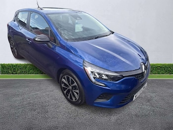 Used Renault Clio 2024 for sale - 79017684: Photo