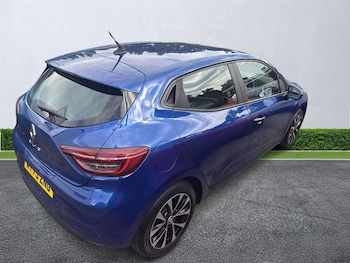 Used Renault Clio 2024 for sale - 79017684: Photo