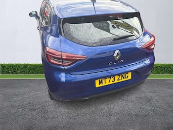 Used Renault Clio 2024 for sale - 79017684: Photo