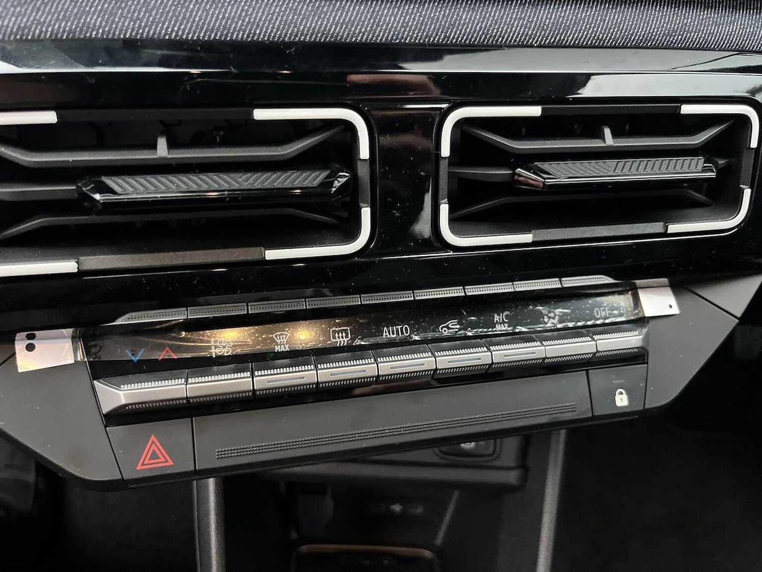 Used Renault 5 2025 for sale - 76305364: Photo 25