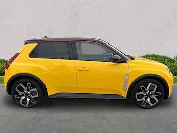 Used Renault 5 2025 for sale - 76305364: Photo