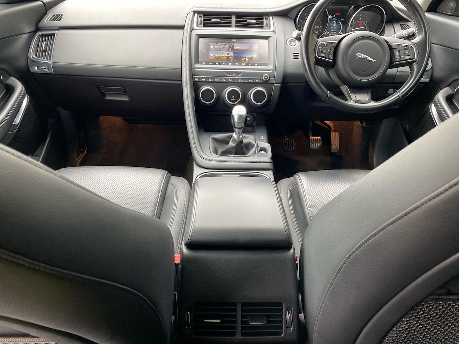 Used Jaguar E-Pace 2018 for sale - 78195459: Photo 15