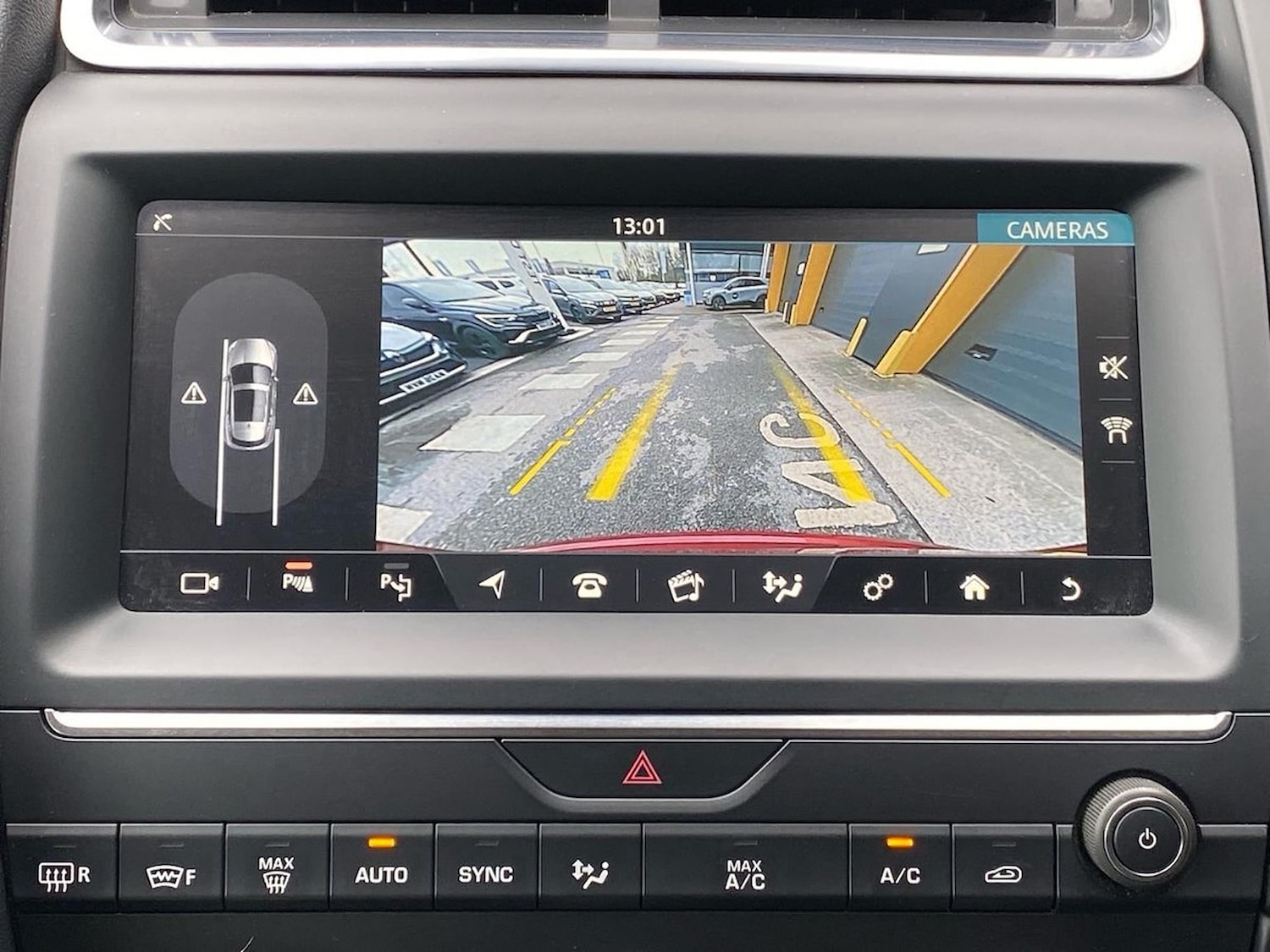 Used Jaguar E-Pace 2018 for sale - 78195459: Photo 25