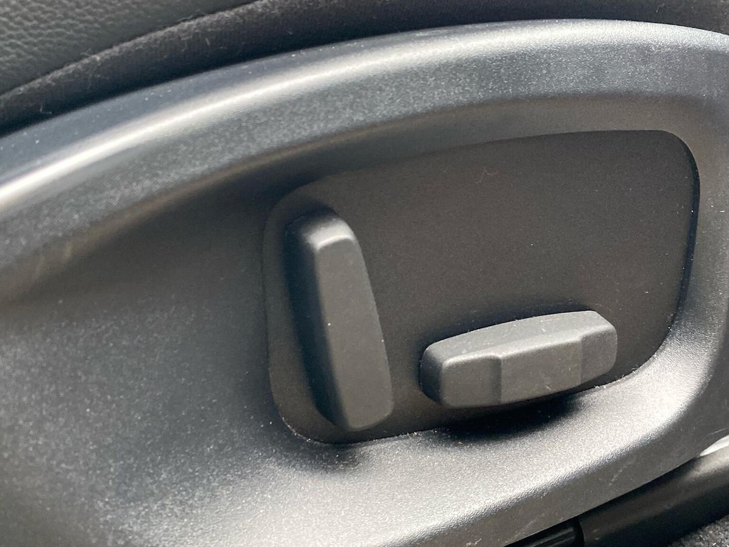 Used Jaguar E-Pace 2018 for sale - 78195459: Photo 32