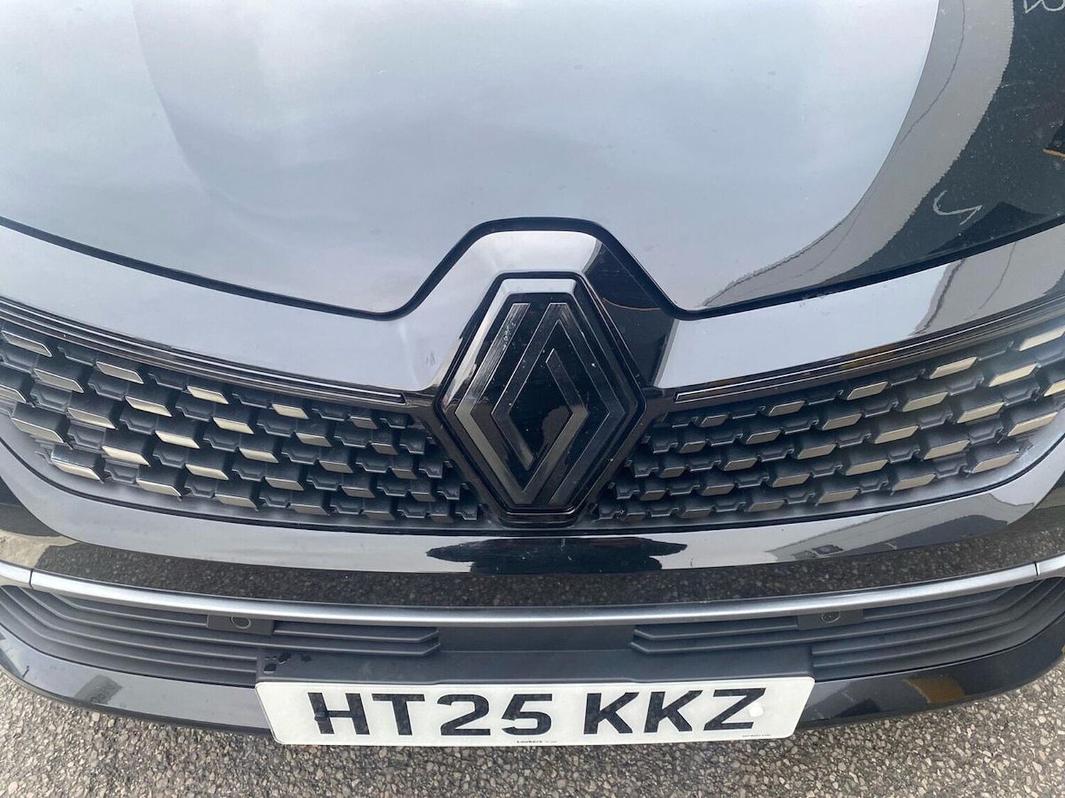 Used Renault Clio 2025 for sale - 77488344: Photo 32