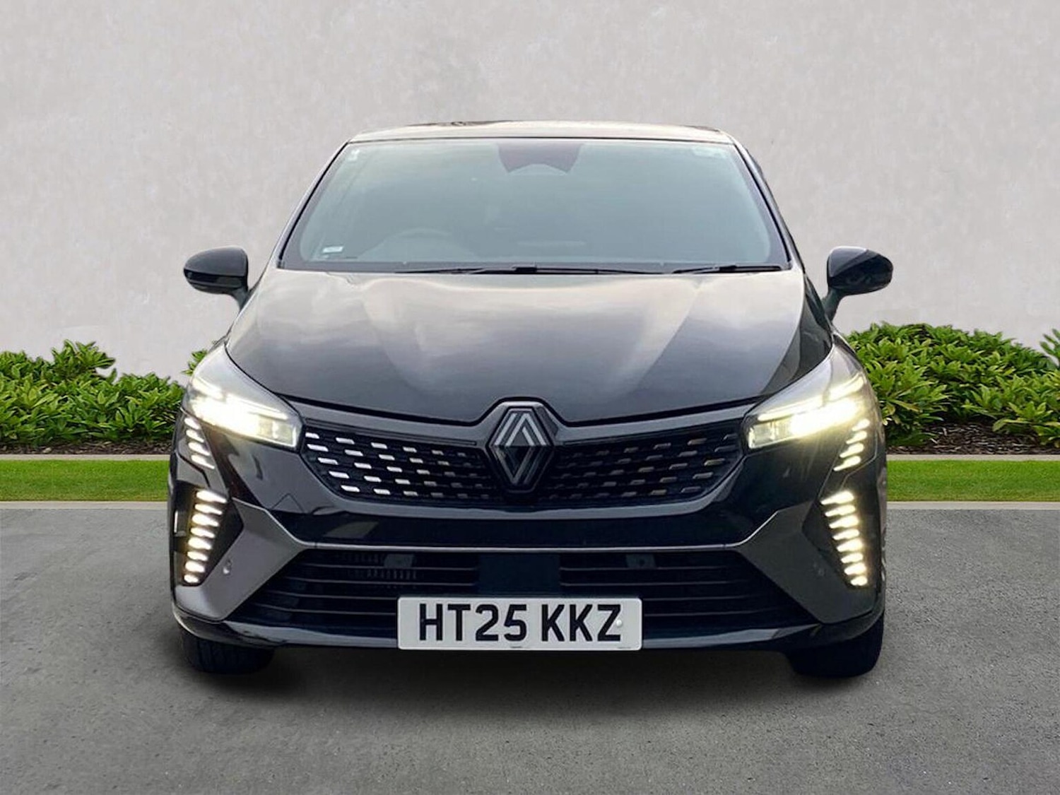 Used Renault Clio 2025 for sale - 77488344: Photo 5