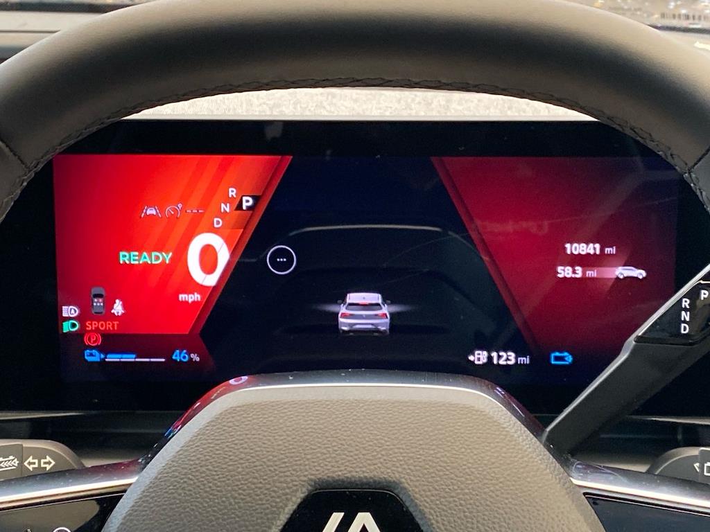 Used Renault Scenic E-Tech 2024 for sale - 76430824: Photo 10