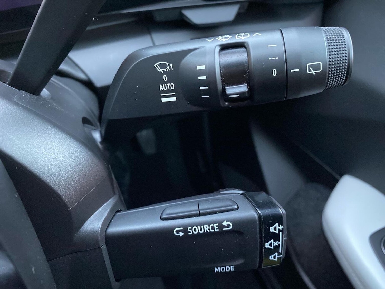 Used Renault Scenic E-Tech 2024 for sale - 76430824: Photo 29