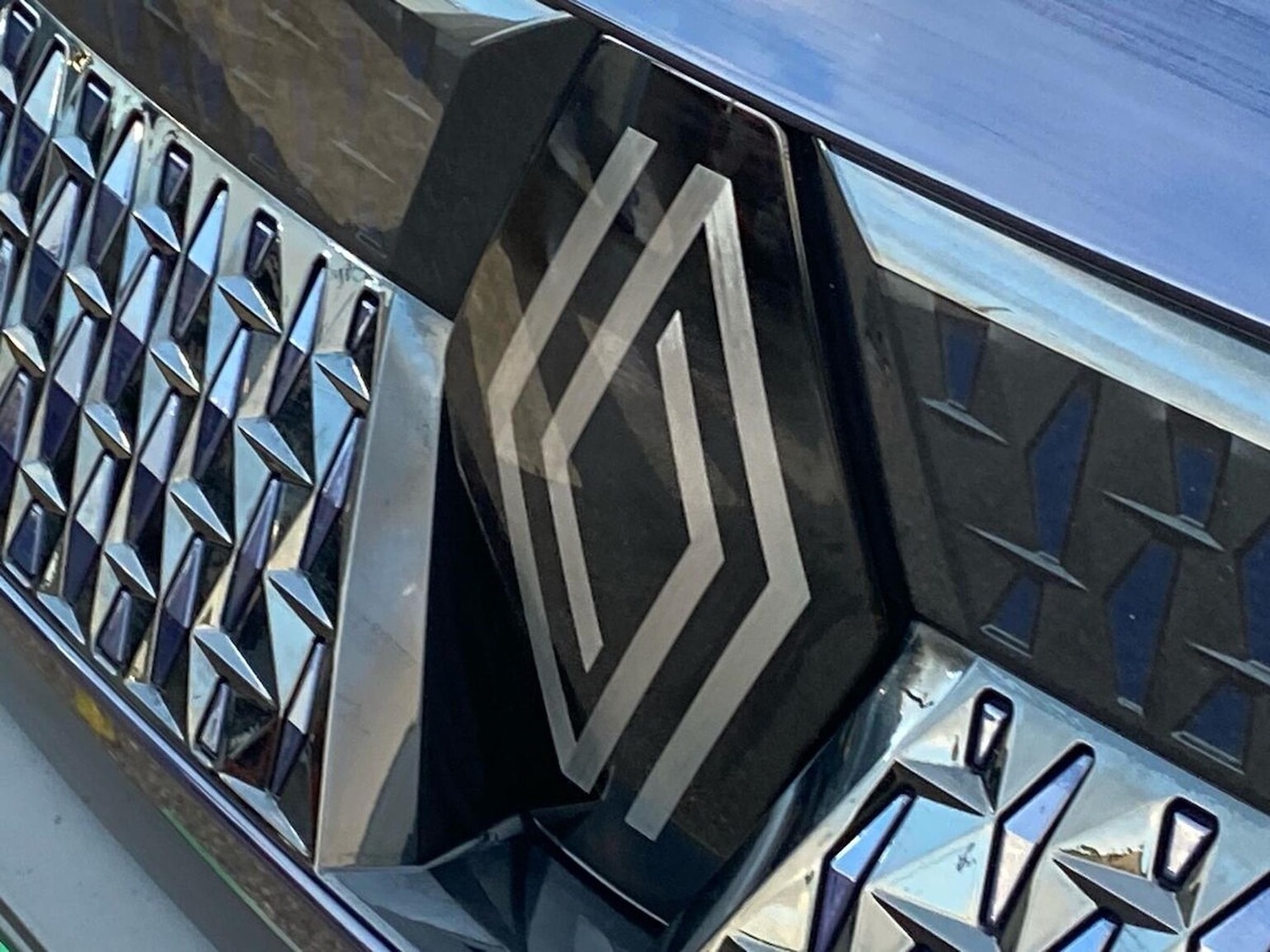 Used Renault Scenic E-Tech 2024 for sale - 76430824: Photo 33