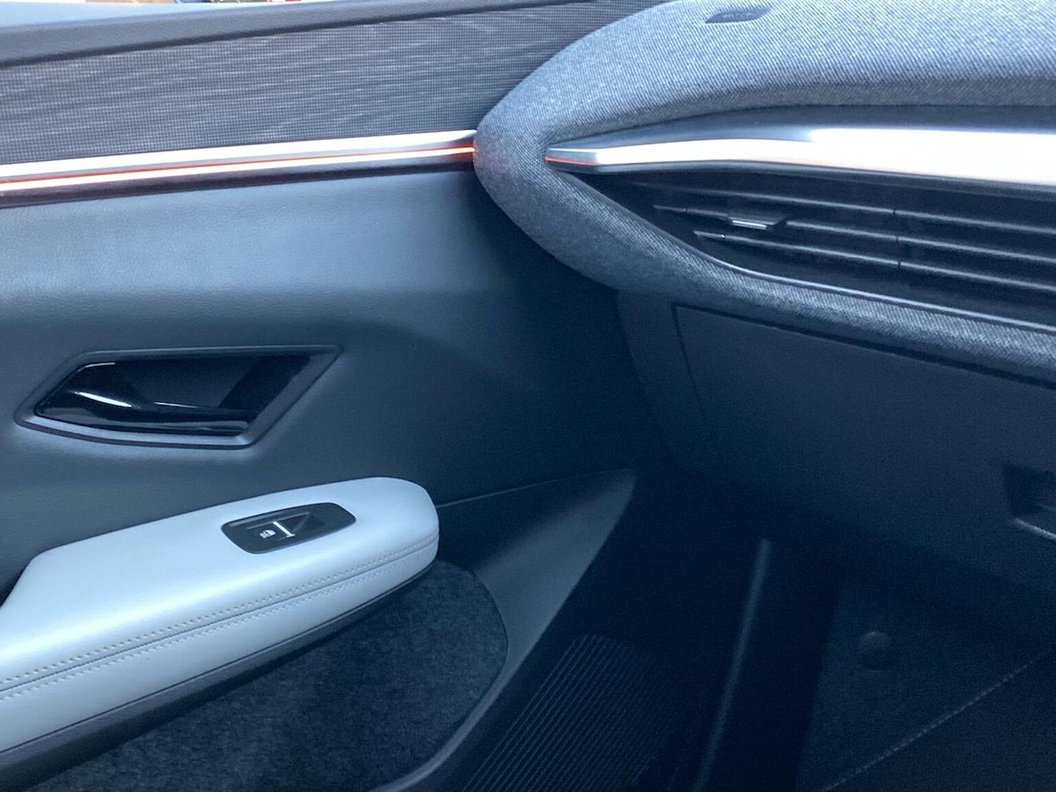 Used Renault Scenic E-Tech 2024 for sale - 76430824: Photo 45