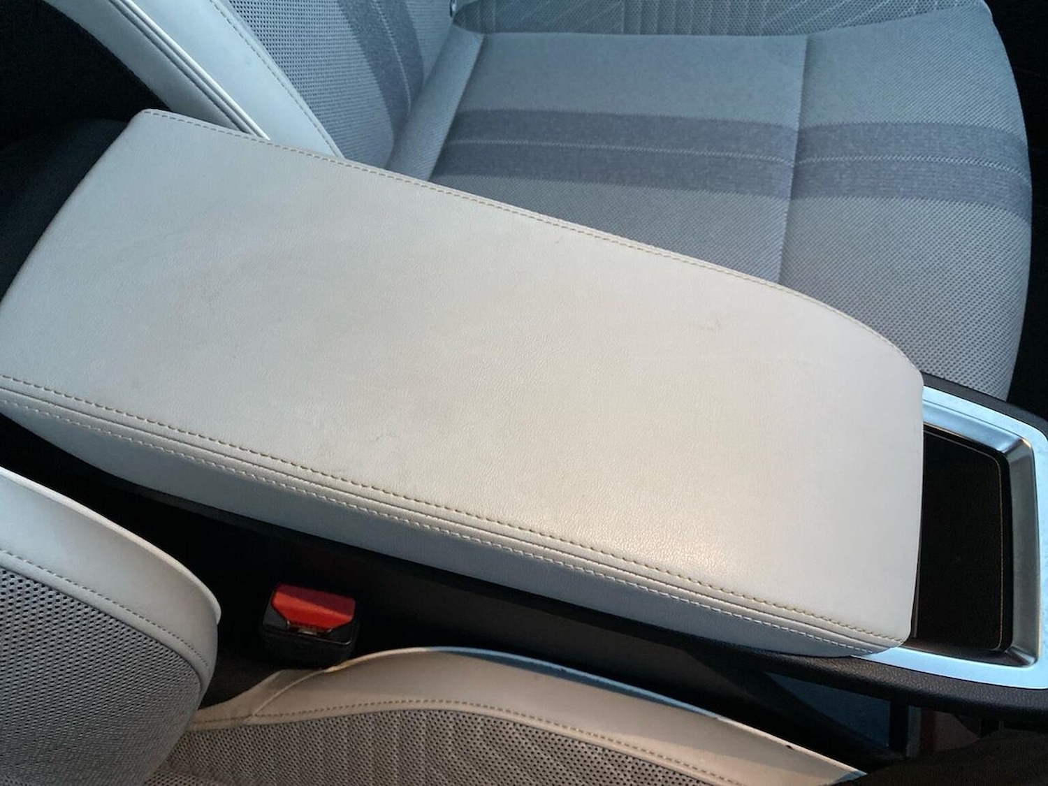 Used Renault Scenic E-Tech 2024 for sale - 76430824: Photo 46