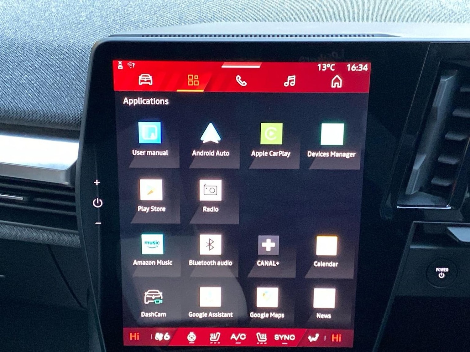 Used Renault Scenic E-Tech 2024 for sale - 76430824: Photo 49