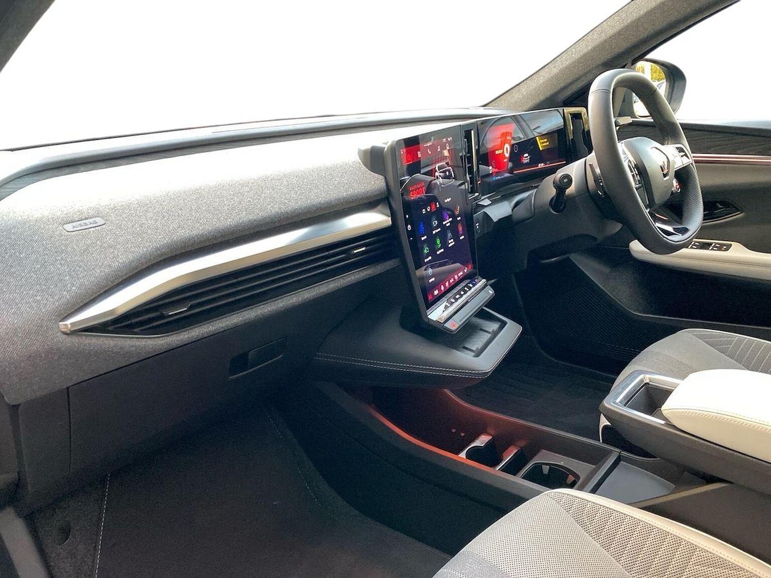 Used Renault Scenic E-Tech 2024 for sale - 76430824: Photo 7