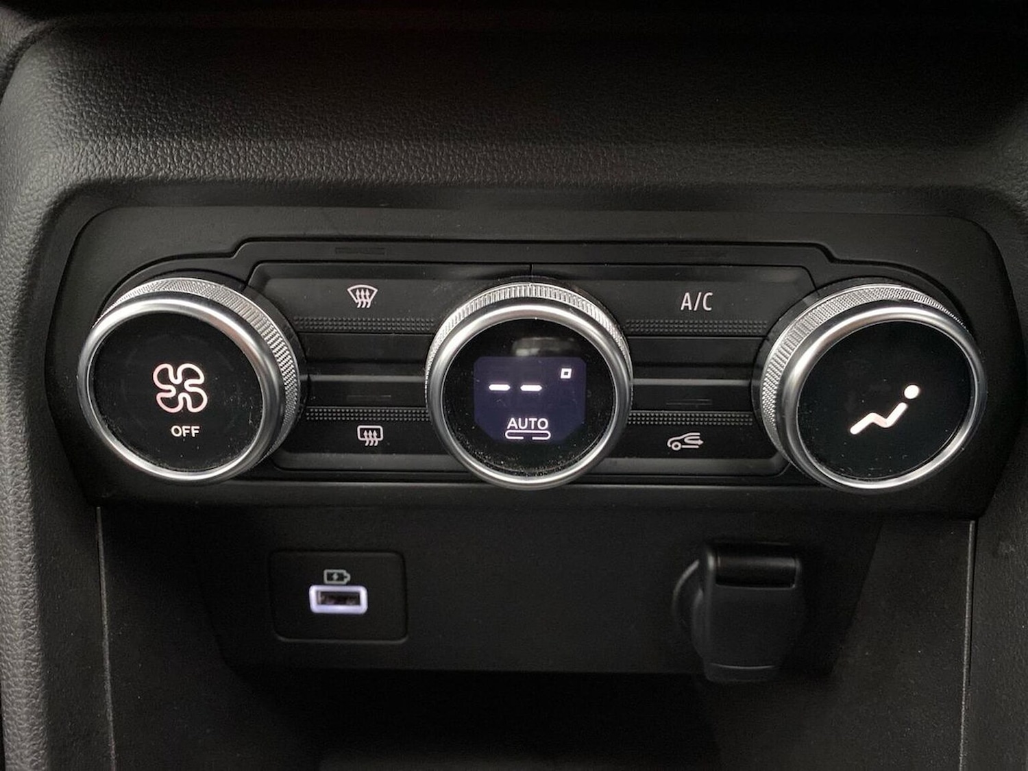 Used Dacia Sandero Stepway 2022 for sale - 76554238: Photo 12