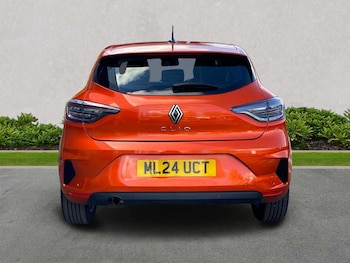 Used Renault Clio 2024 for sale - 78615025: Photo