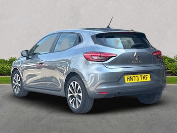 Used Renault Clio 2023 for sale - 75561744: Photo